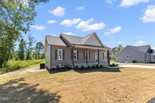 930 Micro Rd W, Selma, NC 27576 - Photo 4