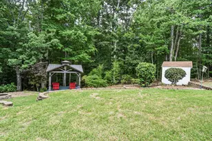 406 Cricket Hearth Rd, Sanford, NC 27330 - Photo 38