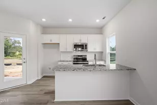60 Bainbridge Ct, Angier, NC 27501 - Photo 14