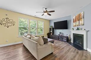 1033 Leatherstone Ln, Fuquay Varina, NC 27526 - Photo 8
