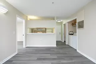 1231 University Ct, Raleigh, NC 27606 - Photo 6