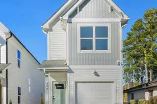 425 Longfellow St, Fuquay Varina, NC 27526 - Photo 1