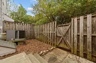 1103 Nichols Dr, Raleigh, NC 27605 - Photo 30