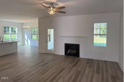 199 Waters Edge Drive, Erwin, NC 28339 - Photo 4