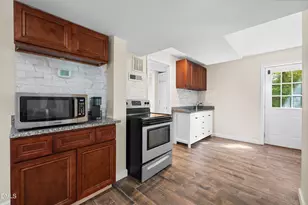 105 Lexington Rd, Chapel Hill, NC 27516 - Photo 22