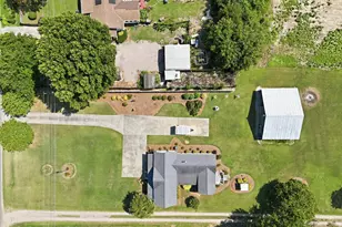 734 S Wakefield St, Zebulon, NC 27597 - Photo 10