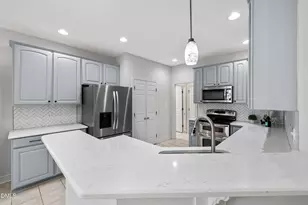 2101 Chicora Wood Dr, Raleigh, NC 27606 - Photo 20