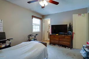 1912 Middlewood Ct, High Point, NC 27265 - Photo 12
