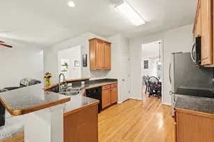 4804 Hodfield Ct, Raleigh, NC 27604 - Photo 8