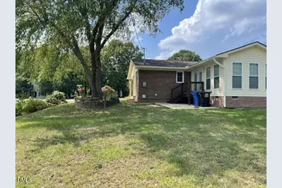 384 E Wimberly Street, Angier, NC 27501 - Photo 4
