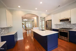 333 Sunstone Dr, Cary, NC 27519 - Photo 10