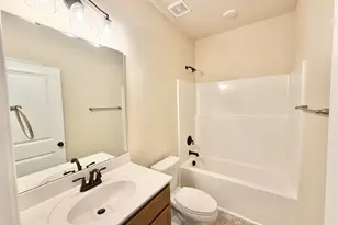 404 S Eastwood Dr, Benson, NC 27504 - Photo 20