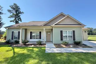 404 S Eastwood Dr, Benson, NC 27504 - Photo 4