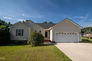 20 Boardwalk Ave, Benson, NC 27504 - Photo 2