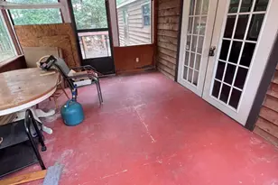 197 E Holly Ln, Henderson, NC 27537 - Photo 6