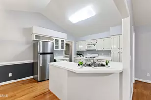 2120 Longwood Dr, Raleigh, NC 27612 - Photo 16