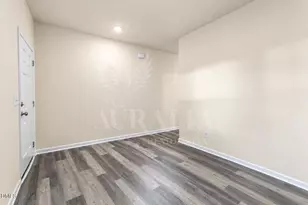 932 Berkeley Glen Rd, Zebulon, NC 27597 - Photo 6