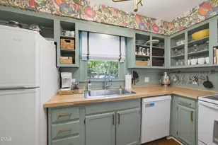 126 Wythe Cir, Raleigh, NC 27615 - Photo 4