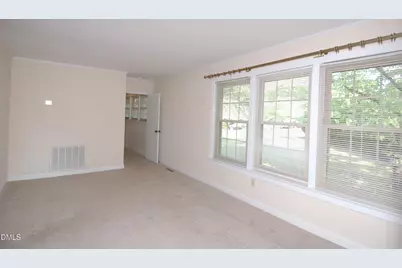 706 Smedes Place, Raleigh, NC 27605 - Photo 14