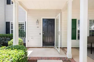 329 Commons Dr, Holly Springs, NC 27540 - Photo 4