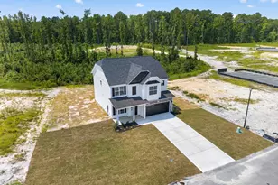1149 Hedgewood Dr, Hope Mills, NC 28348 - Photo 42