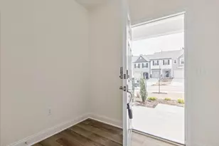 629 Sefton Park Dr, Zebulon, NC 27597 - Photo 2