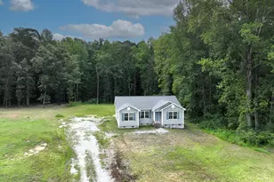 5789 Pine St, Bailey, NC 27807 - Photo 2