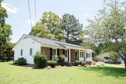 506 Saint Street, Dunn, NC 28334 - Photo 1