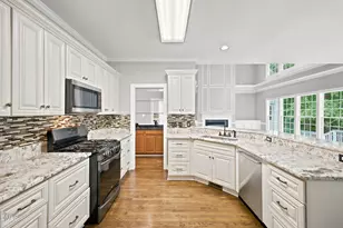 406 Cricketfield Ln, Cary, NC 27518 - Photo 24