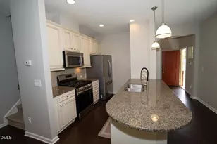 738 Wickham Ridge Rd, Apex, NC 27539 - Photo 4
