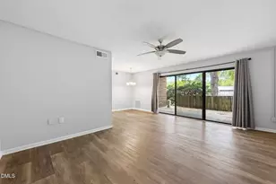 500 Umstead Dr, Chapel Hill, NC 27516 - Photo 14