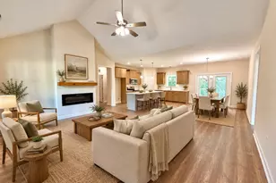 1730 Walnut Run Dr, Deep Run, NC 28525 - Photo 2
