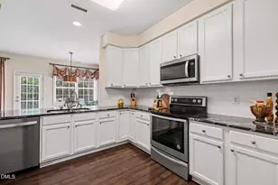 9 Alexis Ct, Durham, NC 27703 - Photo 14