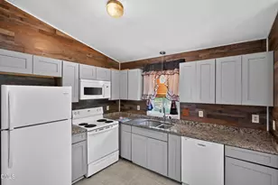 3016 Dearborn Dr, Durham, NC 27704 - Photo 4