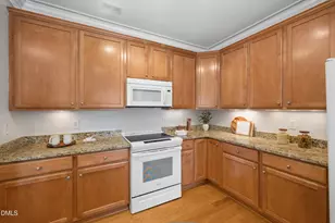 635 Waterford Lake Dr, Cary, NC 27519 - Photo 14