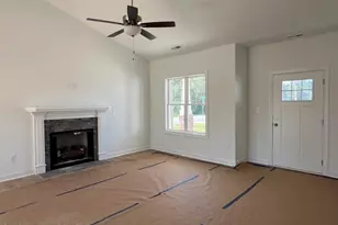 100 Bernie Dr, Selma, NC 27576 - Photo 6