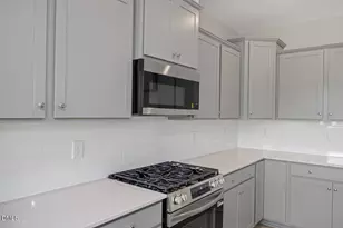 3835 Well Fleet Dr, Willow Springs, NC 27592 - Photo 4