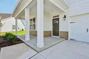 17 Greenwillow Dr, Fuquay Varina, NC 27526 - Photo 2