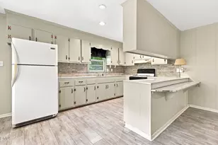 95 N Waters Edge Ln, Henderson, NC 27537 - Photo 42