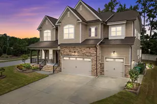 440 Creekhurst Pl, Cary, NC 27519 - Photo 1
