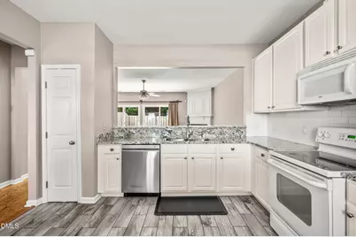 8139 Rhiannon Road, Raleigh, NC 27613 - Photo 8