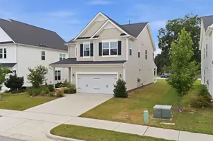 137 Dimmer Gdn Ln, Garner, NC 27529 - Photo 2