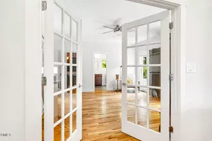 459 S Greensboro St, Carrboro, NC 27510 - Photo 18