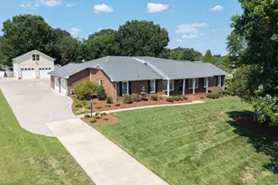 1971 Delaine Dr, Burlington, NC 27215 - Photo 52