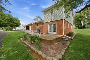 401 N 9th St, Mebane, NC 27302 - Photo 38