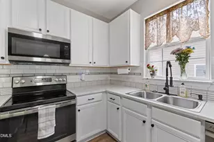 2129 Maizefield Ln, Fuquay Varina, NC 27526 - Photo 10