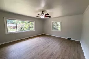 2219 Arrington St, Durham, NC 27707 - Photo 8