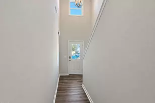 47 W Emily Gardens Dr, Selma, NC 27576 - Photo 2