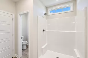 39 E Emily Gardens Dr, Selma, NC 27576 - Photo 14