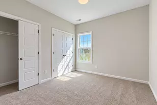 39 E Emily Gardens Dr, Selma, NC 27576 - Photo 18